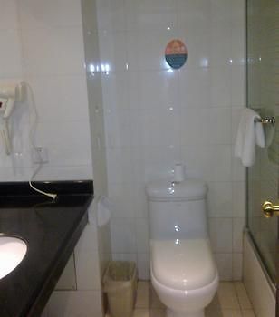 Green Tree Inn Gaoyou Tonghu Road Beihai Express Hotel 扬州 外观 照片
